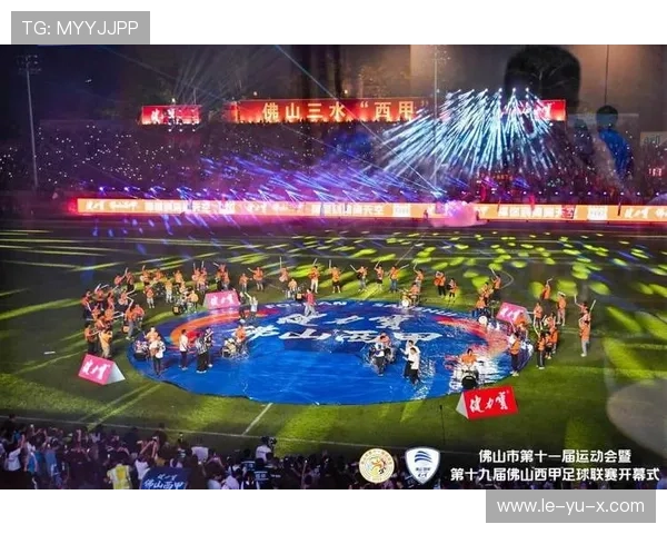 足球季前赛全面开启，各大豪门亮相激战即将上演！