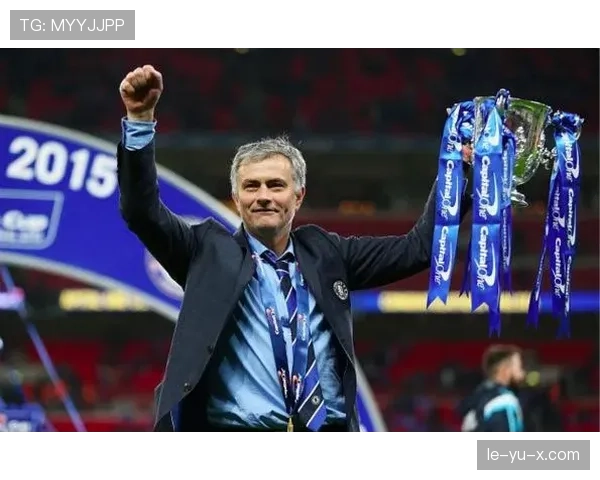 穆里尼奥重返切尔西，蓝军迎名帅回归，剑指再创辉煌