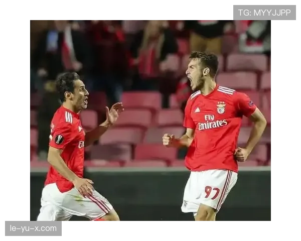 拉莫斯本菲卡闪耀赛场，出色表现引媒体热议，未来可期